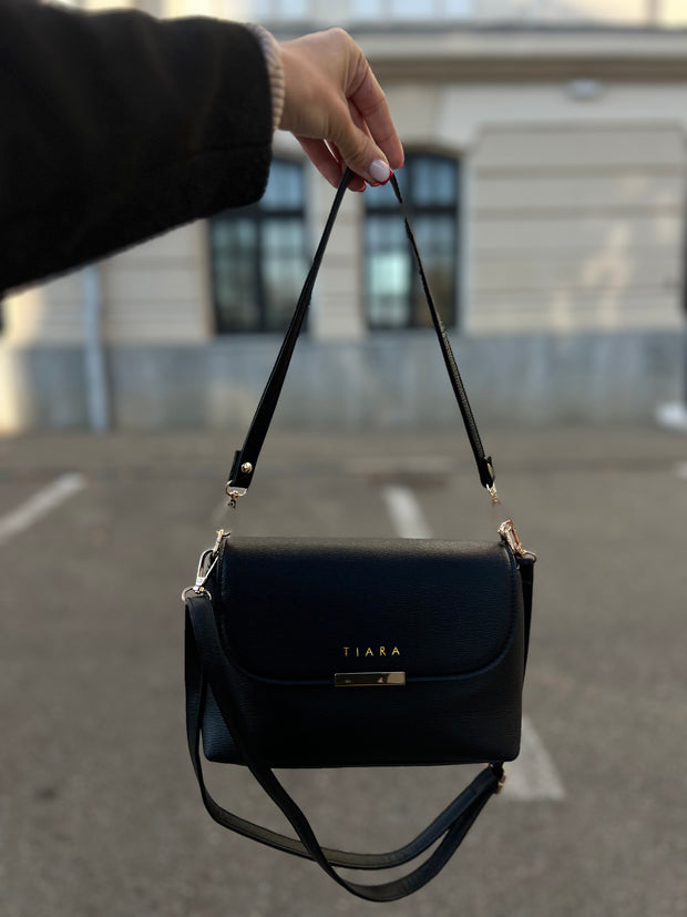 Black Bag Tasia